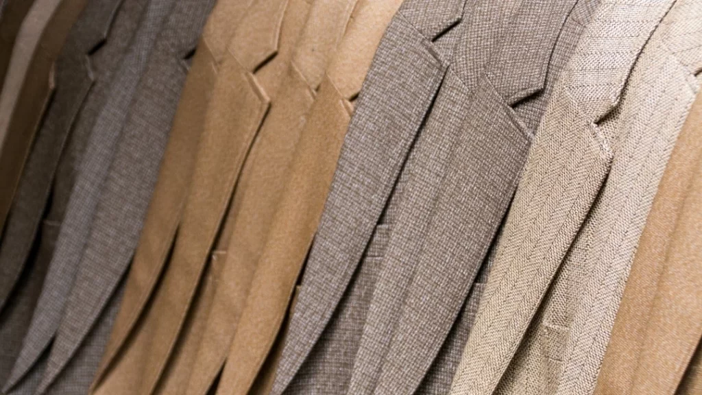 meilleure-couleur-costume-premier-sur-mesure